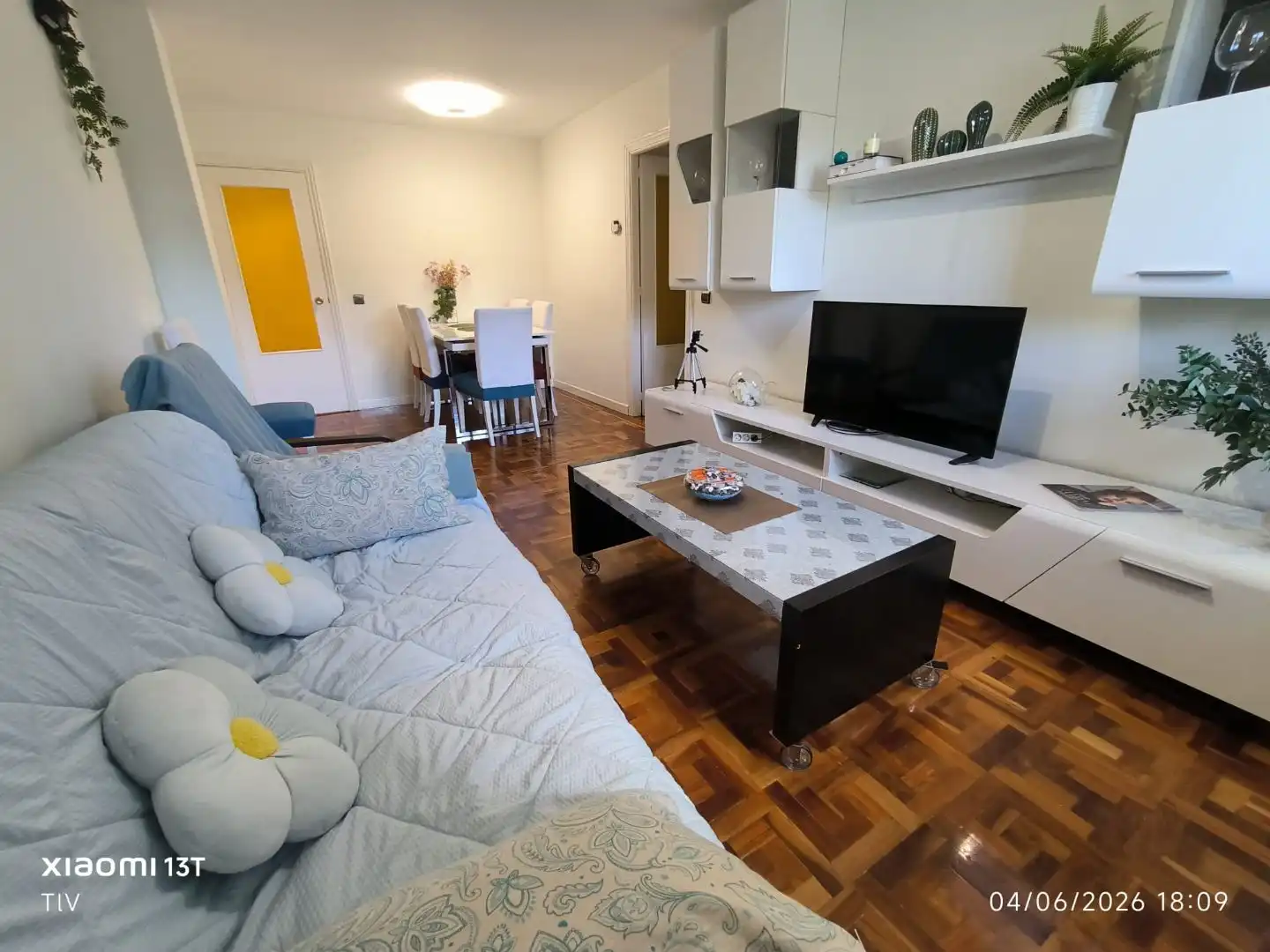 Wohnung zum Verkauf in Calle Isla Malaita, 9, Peñagrande Wohnzimmer von Wohnung zum Verkauf in Madrid mit Heizung, Privatgarten und Parkett