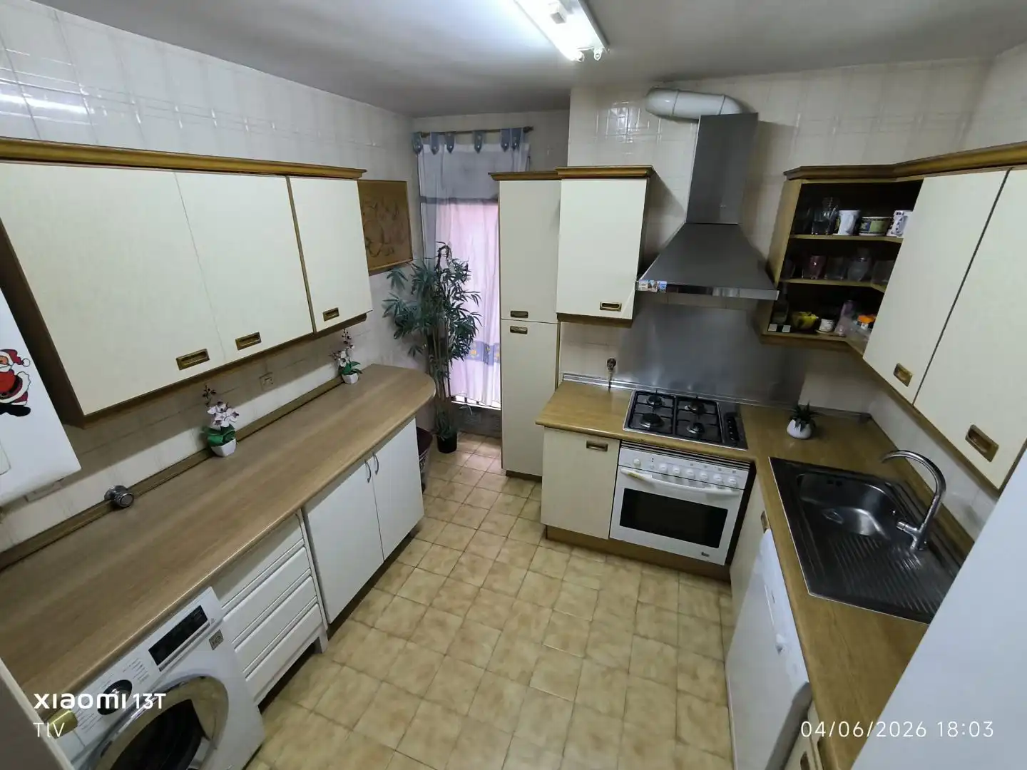 Wohnung zum Verkauf in Calle Isla Malaita, 9, Peñagrande Küche von Wohnung zum Verkauf in Madrid mit Heizung, Privatgarten und Parkett