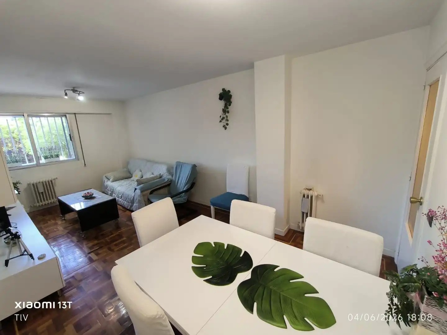 Wohnung zum Verkauf in Calle Isla Malaita, 9, Peñagrande Wohnzimmer von Wohnung zum Verkauf in Madrid mit Heizung, Privatgarten und Parkett
