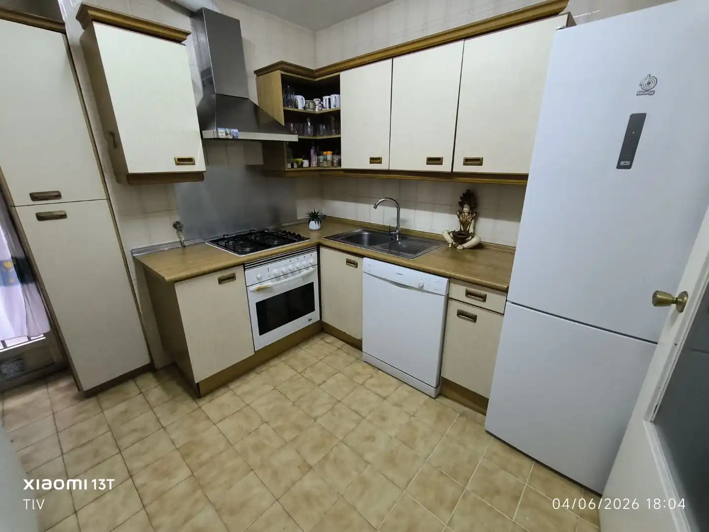 Wohnung zum Verkauf in Calle Isla Malaita, 9, Peñagrande Küche von Wohnung zum Verkauf in Madrid mit Heizung, Privatgarten und Parkett