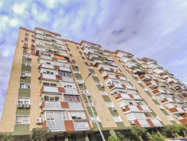 Piso en Venta en Sta. Aurelia - Cantábrico - Atlàntico - La Romería