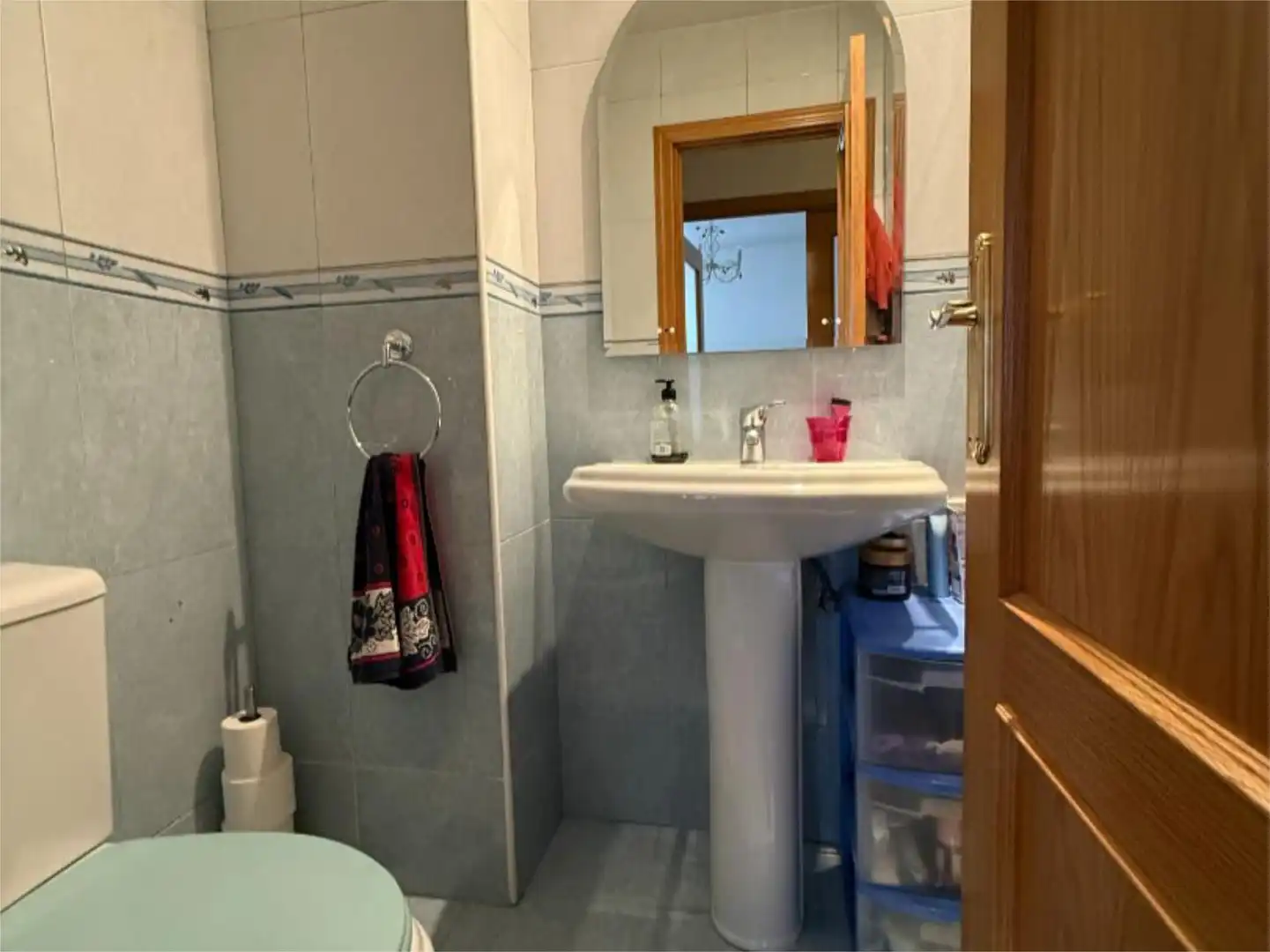 Flat for sale in Calle Batel, 6, Alameda de Osuna Bathroom of Flat for sale in Madrid Capital with Terrace and Swimming Pool