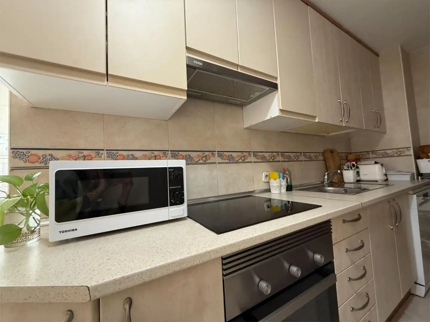 Flat for sale in Calle Batel, 6, Alameda de Osuna Kitchen of Flat for sale in Madrid Capital with Terrace and Swimming Pool