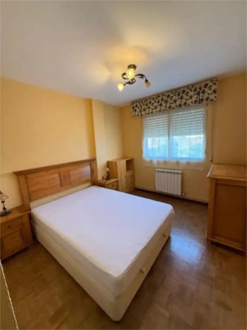 Flat for rent in Valverde de la Virgen