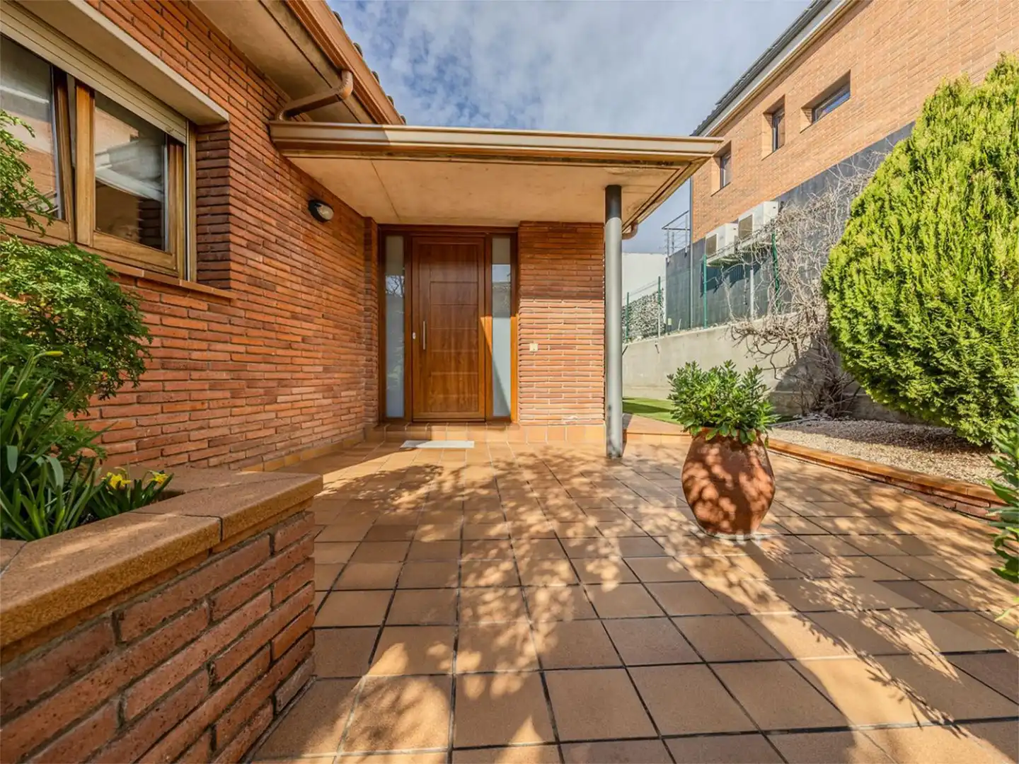 Casa o chalet en venta en Carrer Maresme, 17, Font Verda Vista exterior de Casa o chalet en venta en Granollers con Terraza y Balcón