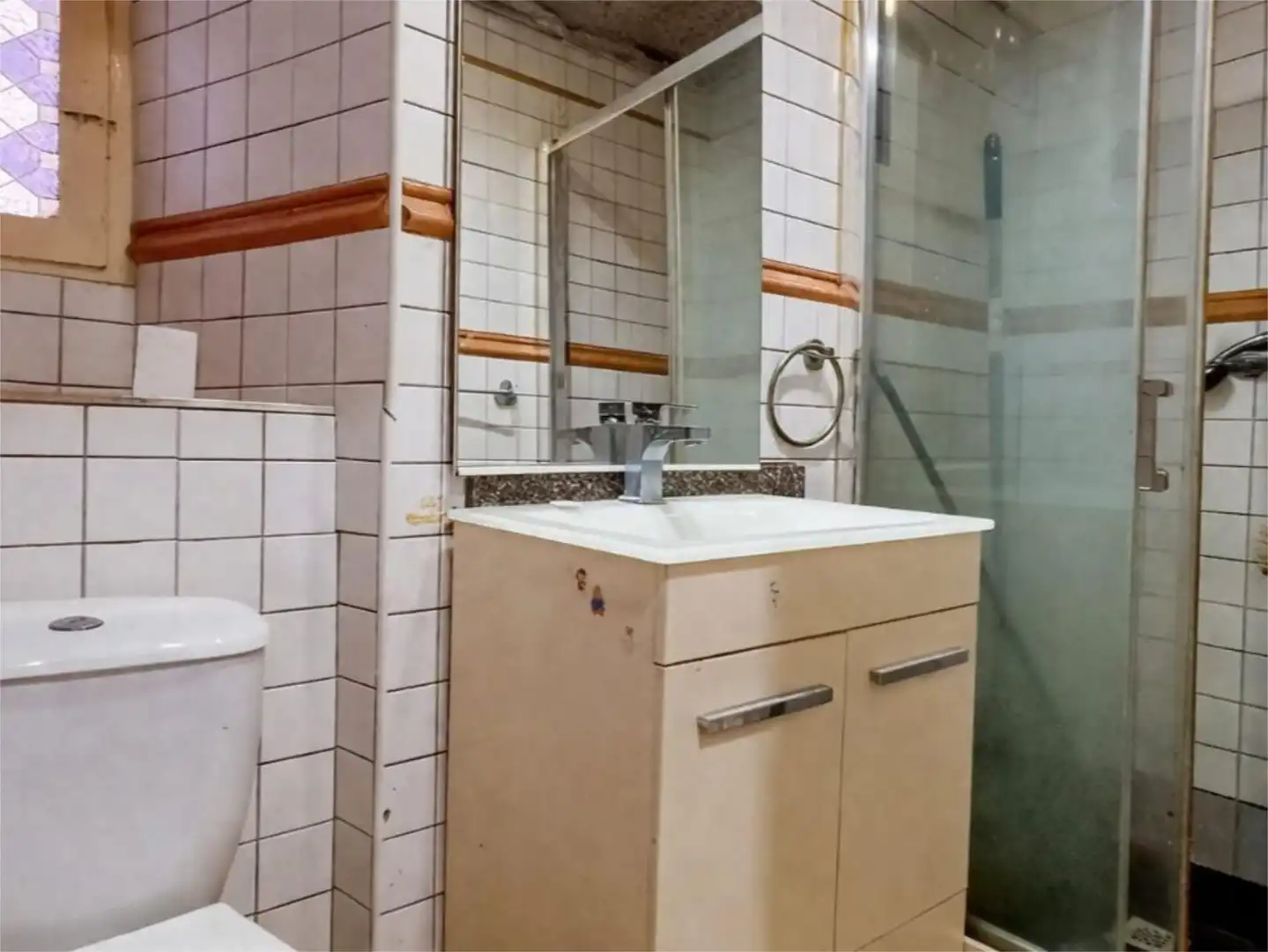 Flat for sale in Calle Barrio Sierrapando, 258, Sierrapando Bathroom of Flat for sale in Torrelavega with Balcony