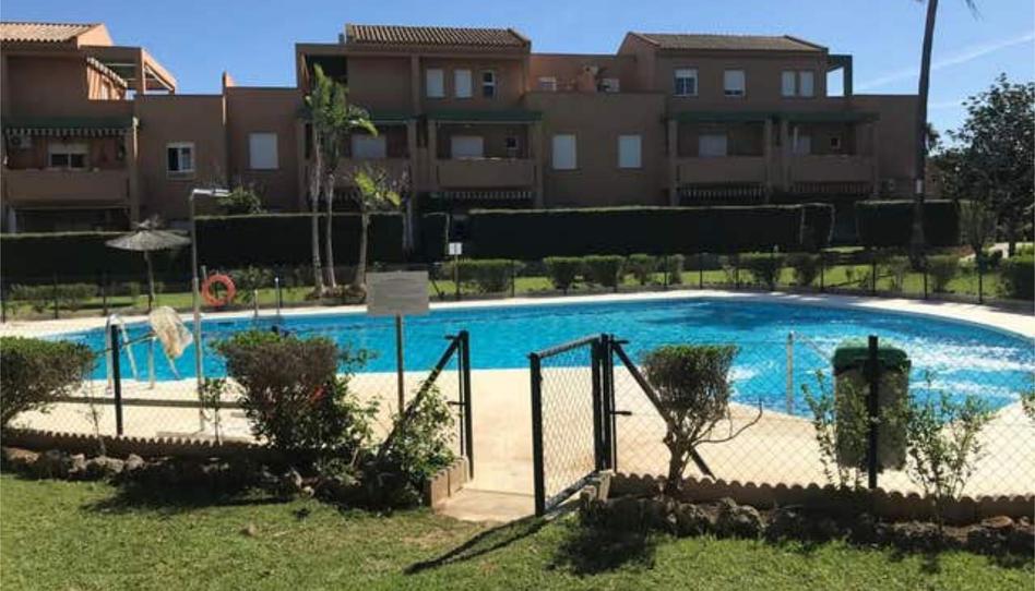 Apartamento de alquiler en Novo Sancti Petri, Chiclana de la Frontera - imagen 1 Foto 1 de Apartamento de alquiler en Novo Sancti Petri, Chiclana de la Frontera