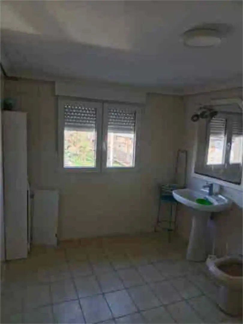Casa o xalet en venda a Villar del Arzobispo Bany de Casa o xalet en venda en Villar del Arzobispo
