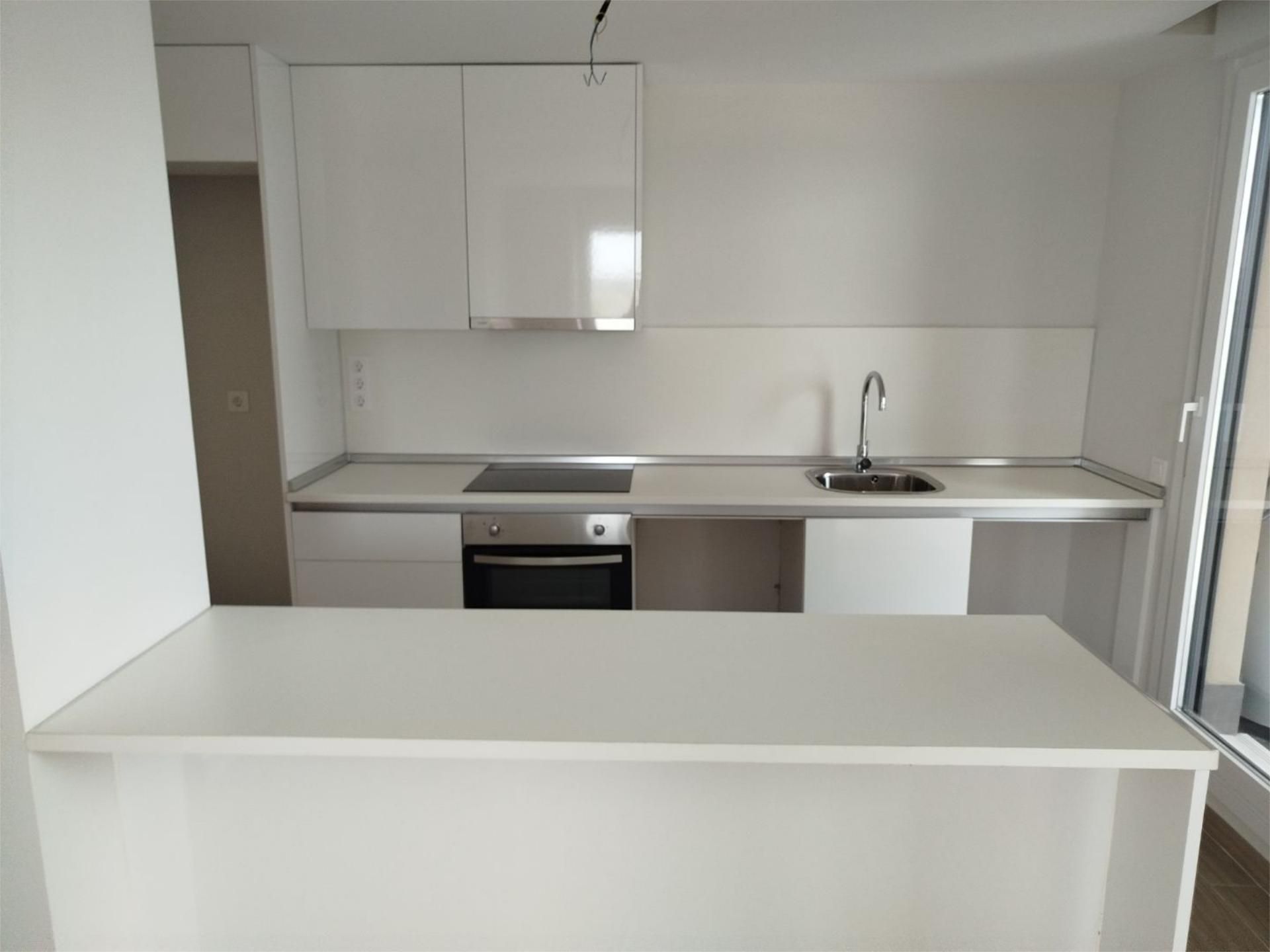 Piso de alquiler en Avenida Felipe González Márquez, 8, Entrenúcleos