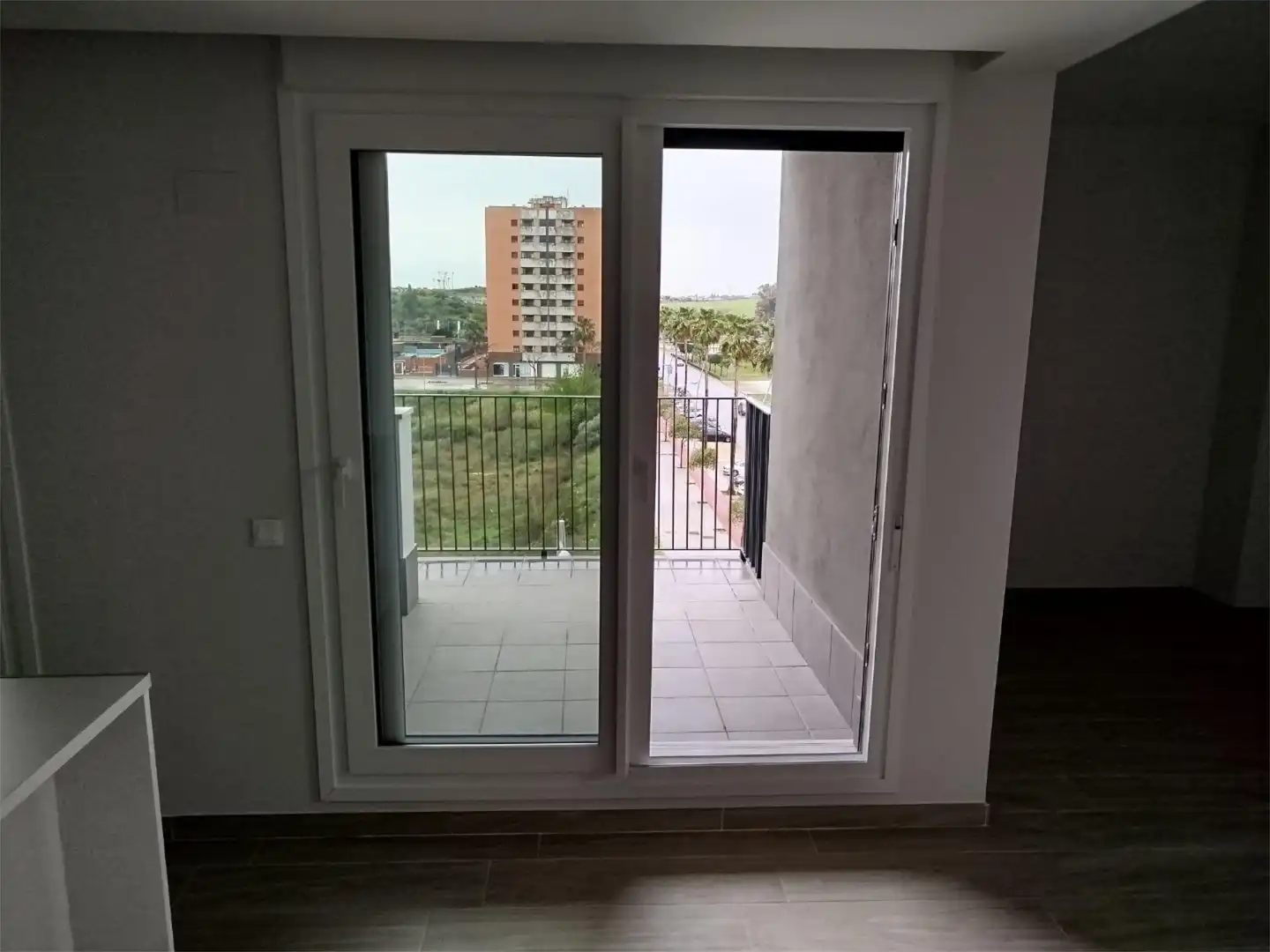 Piso de alquiler en Avenida Felipe González Márquez, 8, Entrenúcleos