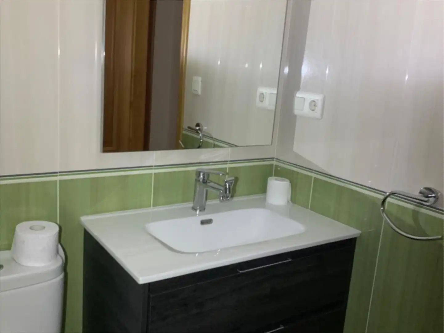Bathroom of Flat for sale in A Rúa   with Parquet flooring, Storage room and Video intercom