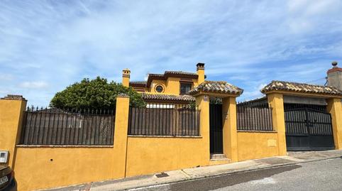 Casa o chalet en venta en Avenida Molino del Platero, 18, Cuatro Pinos - El Carmen, El Puerto de Santa María - imagen 2 Foto 2 de Casa o chalet en venta en Avenida Molino del Platero, 18, Cuatro Pinos - El Carmen, El Puerto de Santa María