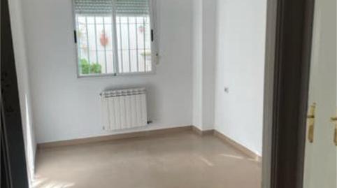 Piso de alquiler en Centro ciudad, Linares - imagen 4 Foto 4 de Piso de alquiler en Centro ciudad, Linares