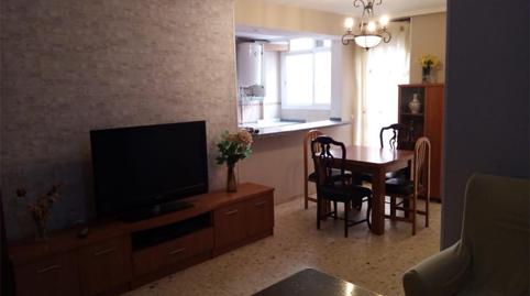 Photo 2 of Flat for share in Avenida María Auxiliadora, 10a, Valdepasillas - La Paz - Huerta Rosales, Badajoz Capital