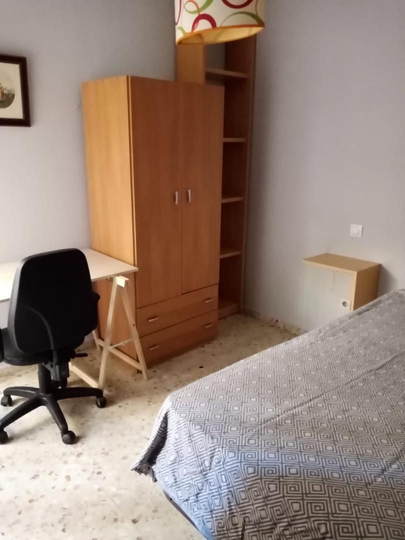 Flat for share in Avenida María Auxiliadora, Valdepasillas - La Paz - Huerta Rosales