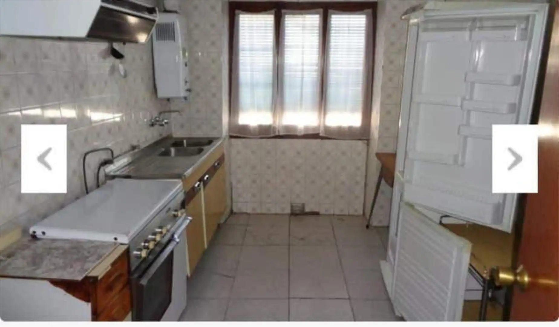 Cuina de Casa o xalet en venda en Campo de Criptana amb Calefacció i Terrassa