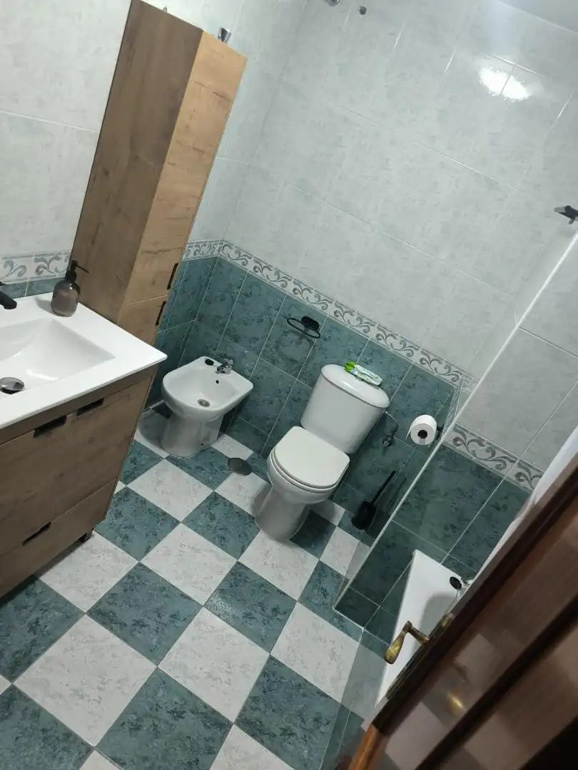 Piso en venta en Calle José de Espronceda, 5, Pescadores - Saladillo Baño de Piso en venta en Algeciras con Aire acondicionado, Calefacción y Trastero
