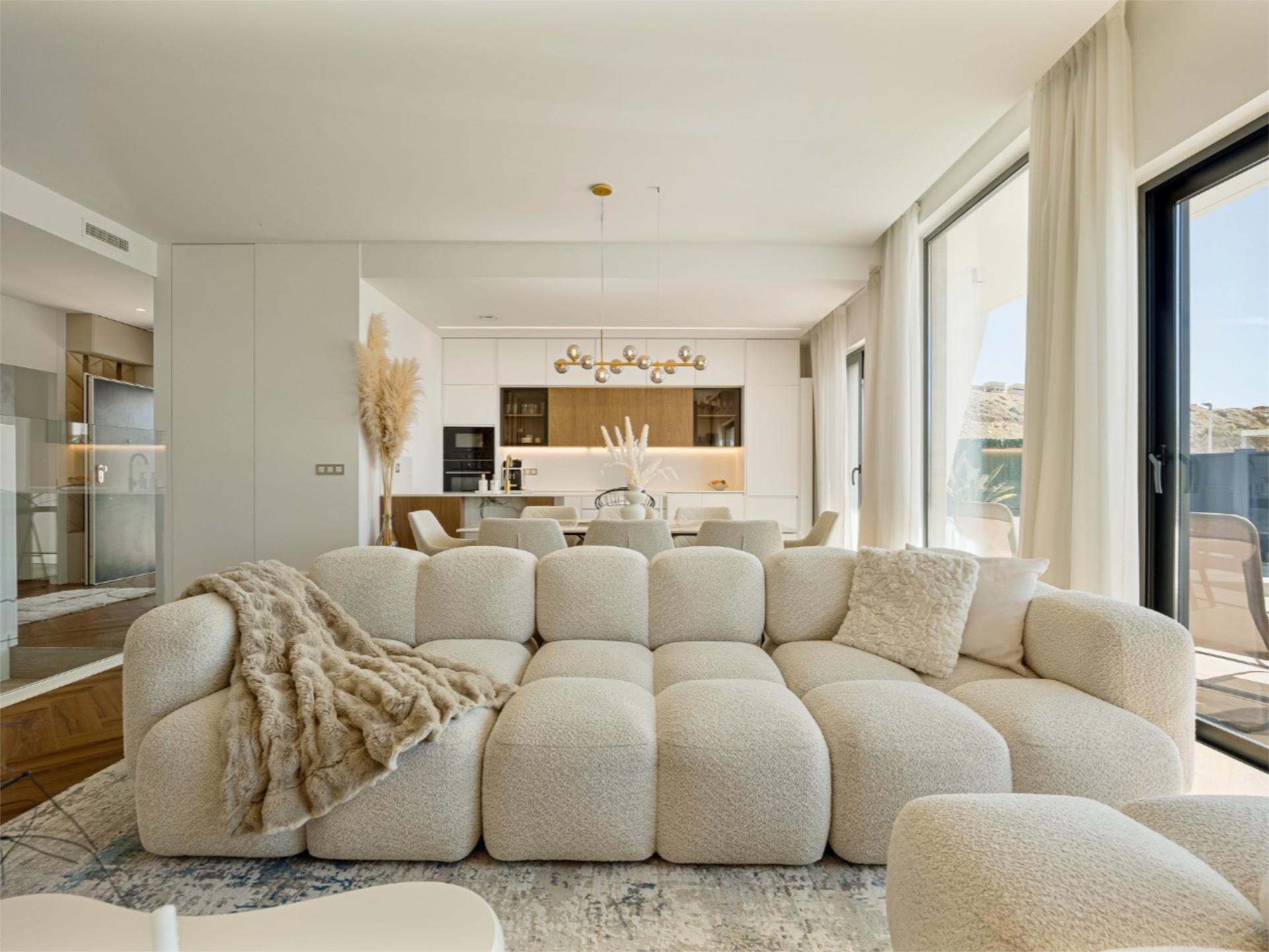 Houses for sale in Carrer D'equador, 4, Finestrat Living room of Houses for sale in Finestrat with Air Conditioner, Terrace and Swimming Pool