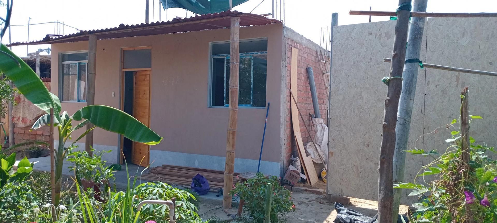 Außenansicht von Wohnung zum Verkauf in Loja mit Privatgarten, Terrasse und Abstellraum