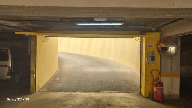 Garaje en Alquiler en Avenida de Canillejas a Vicálvaro, 81 en Rosas - Musas