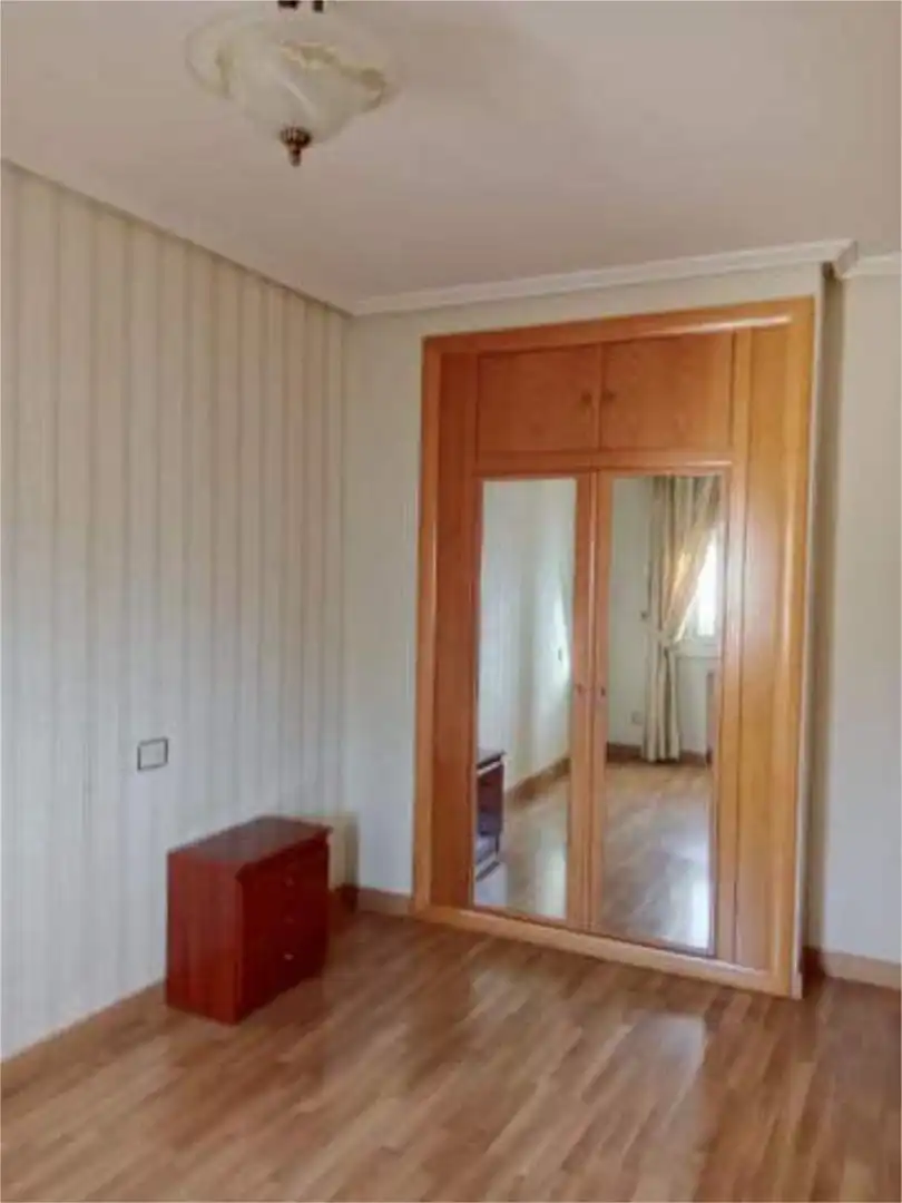 Flat for sale in Plaza de Toros Bedroom of Flat for sale in Zaragoza with Heating and Terrace