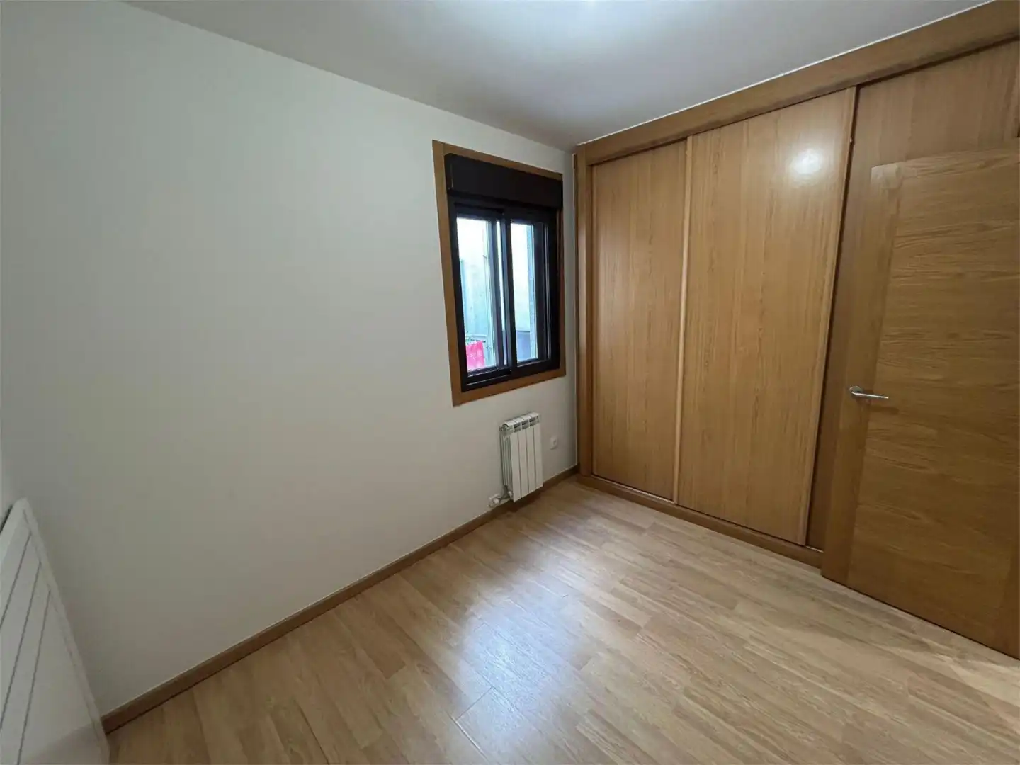 Habitación de Piso de alquiler en Vilagarcía de Arousa con Calefacción, Trastero y Amueblado