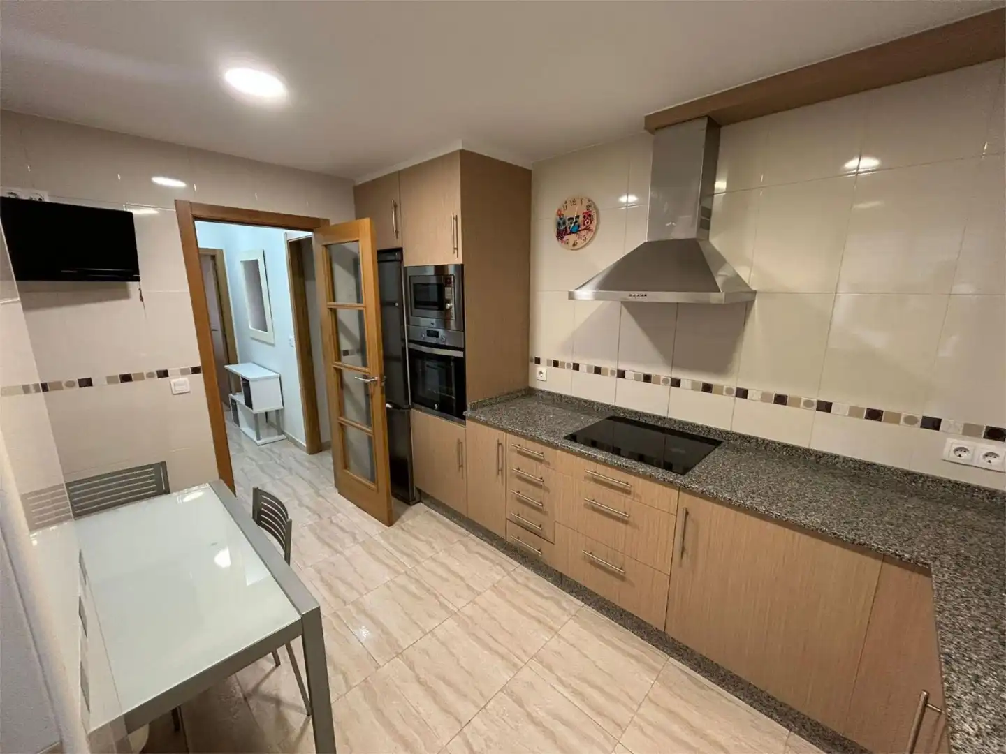 Cocina de Piso de alquiler en Vilagarcía de Arousa con Calefacción, Trastero y Amueblado