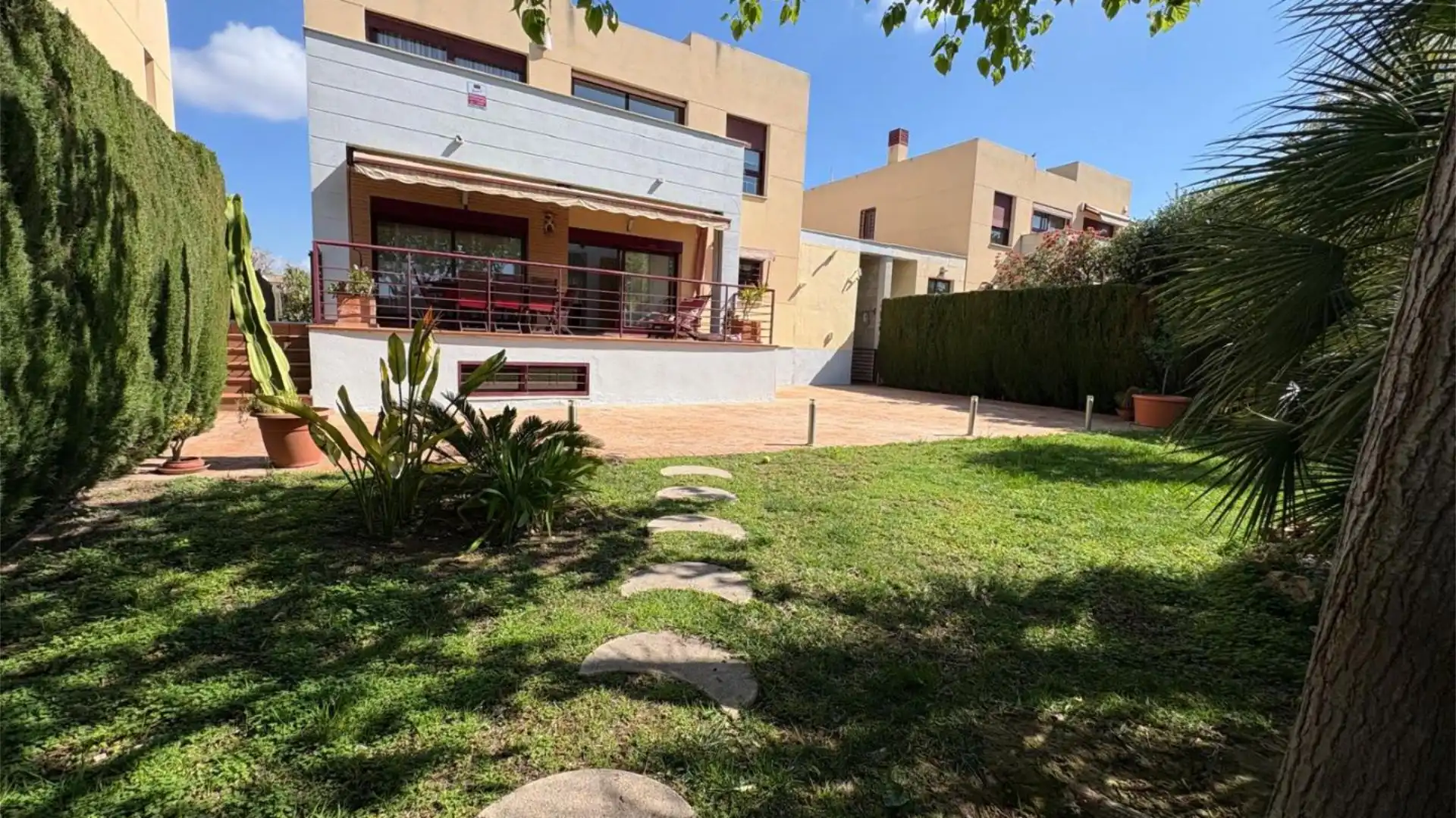 Houses for sale in Carrer Capricorn, 9, Almajada - Ravel Garden of Houses for sale in Mutxamel with Air Conditioner, Terrace and Swimming Pool