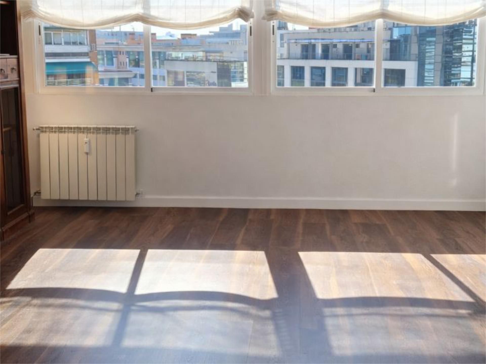 Pis en venda a Calle de Oña, 25, Virgen del Cortijo - Manoteras Pis en venda en Madrid Capital amb Aire condicionat