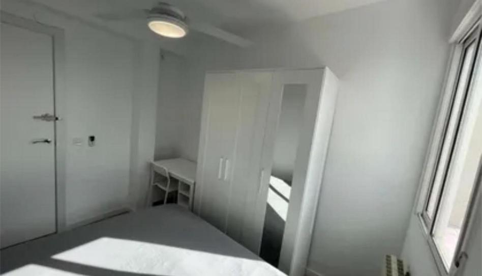 Room in Calle Jacinto Benavente, 9, Parque Empresarial, Las Rozas de Madrid - image 1 Photo 1 of Room in Calle Jacinto Benavente, 9, Parque Empresarial, Las Rozas de Madrid