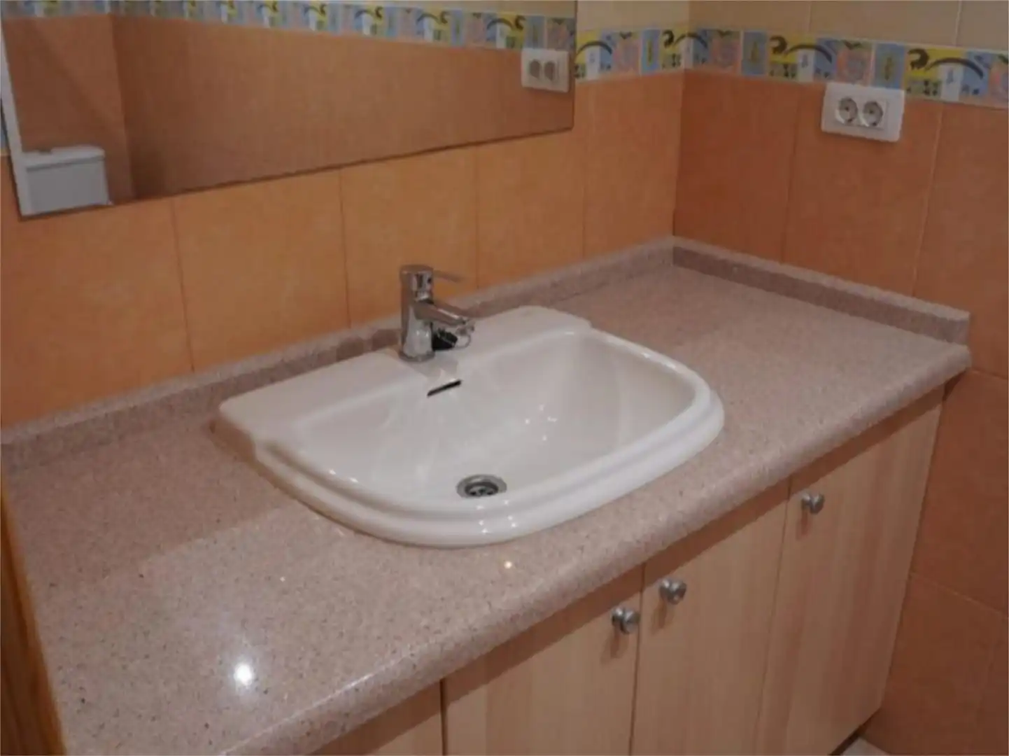 Flat for sale in Avenida Príncipes de España, 2, Chimisay - Las Delicias - Miramar Bathroom of Flat for sale in Santa Cruz de Tenerife with Balcony