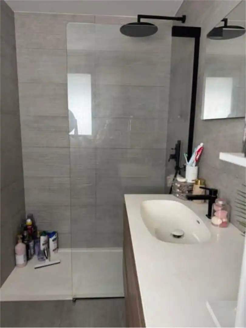 Apartamento en venta en Centro - Muelle Pesquero Baño de Apartamento en venta en Torrevieja con Terraza
