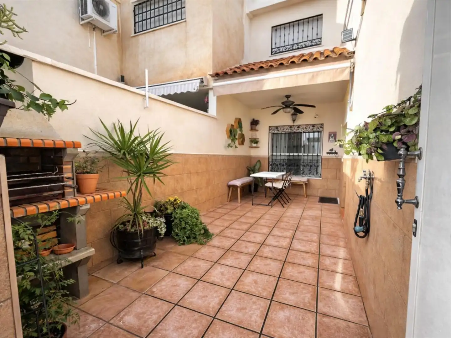 Detached homes for sale in Calle Jesús de Perceval, 20, Aguadulce Norte Terrace of Detached homes for sale in Roquetas de Mar with Air Conditioner, Heating and Private garden