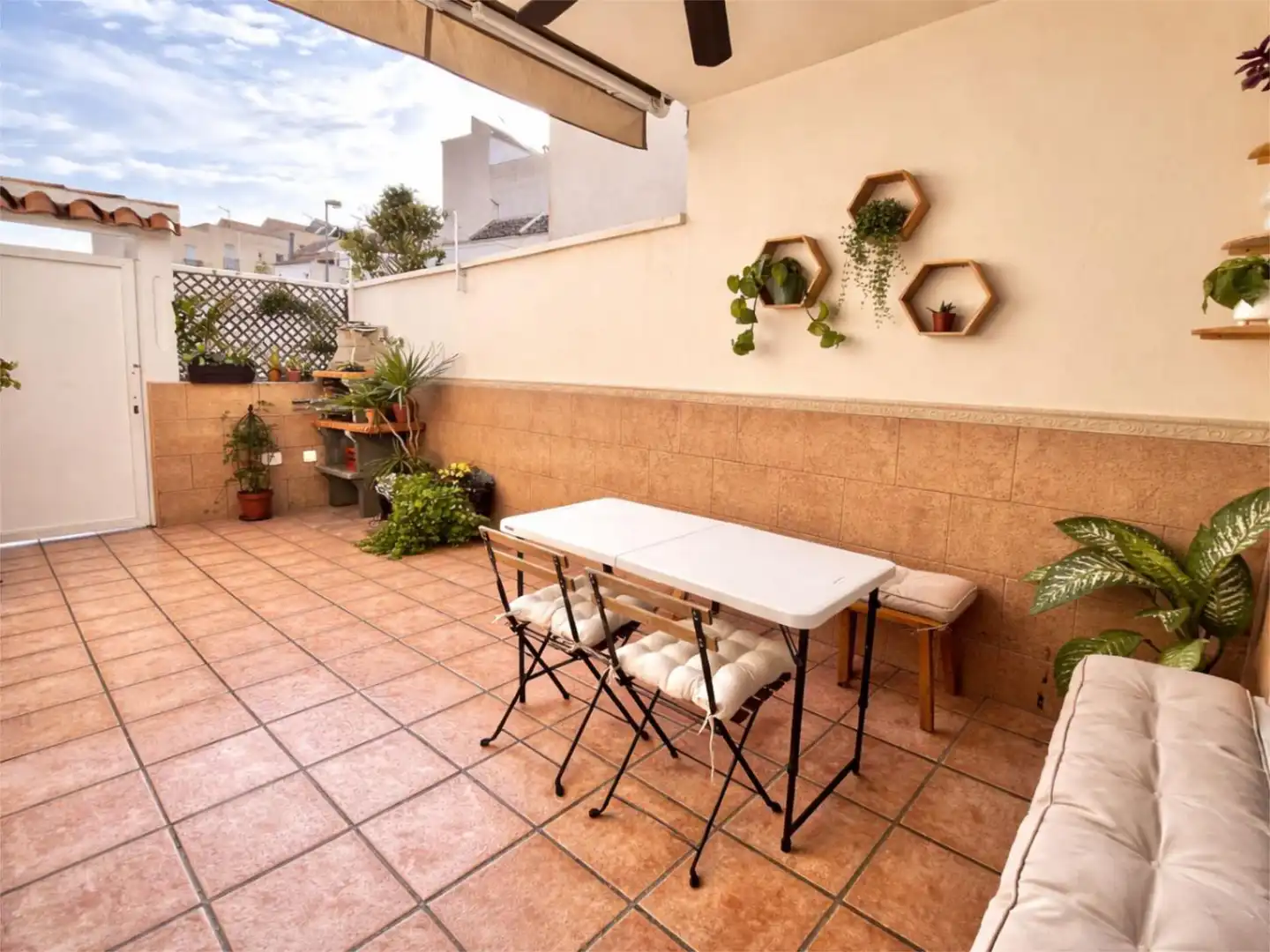 Detached homes for sale in Calle Jesús de Perceval, 20, Aguadulce Norte Terrace of Detached homes for sale in Roquetas de Mar with Air Conditioner, Heating and Private garden