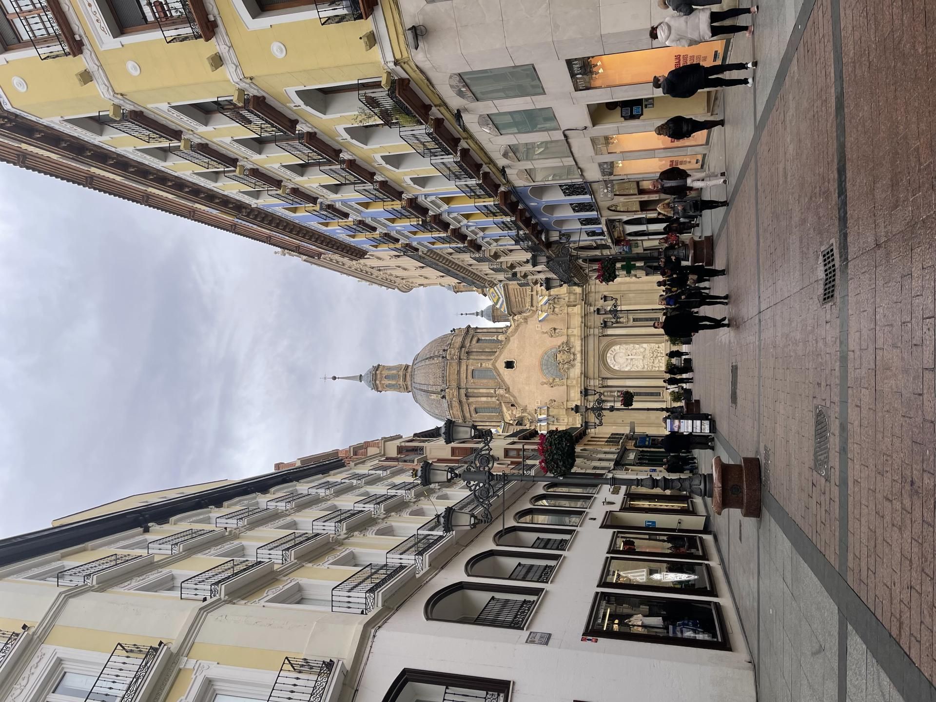 Vista exterior de Apartament en venda en  Zaragoza Capital amb Aire condicionat, Calefacció i Parquet