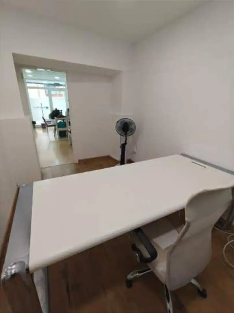 Oficina de alquiler en L'Hospitalet de Llobregat