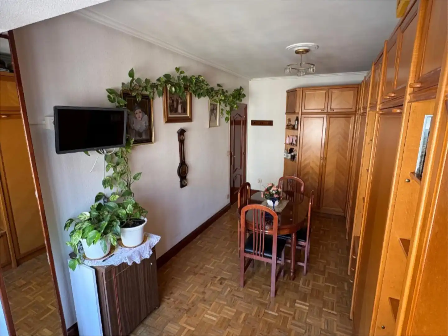 Flat for sale in Gorbeia Kalea, 38, Coronación Dining room of Flat for sale in Vitoria - Gasteiz