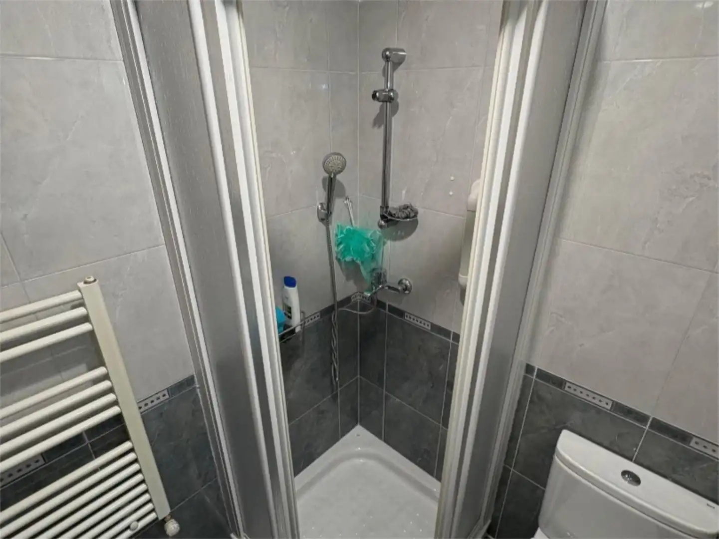 Flat for sale in Gorbeia Kalea, 38, Coronación Bathroom of Flat for sale in Vitoria - Gasteiz