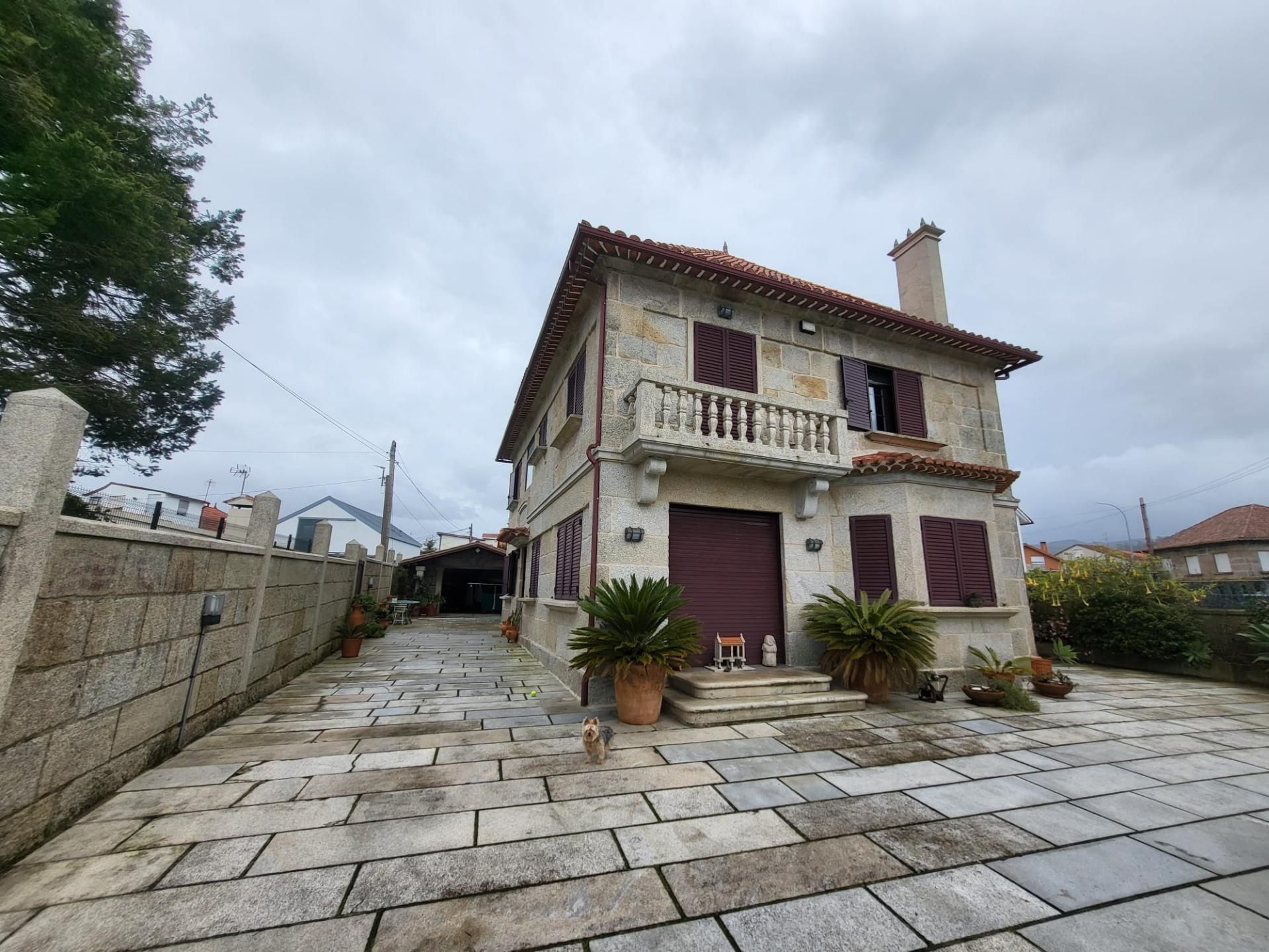 Exterior view of Houses for rent in Vigo   with Heating, Private garden and Parquet flooring