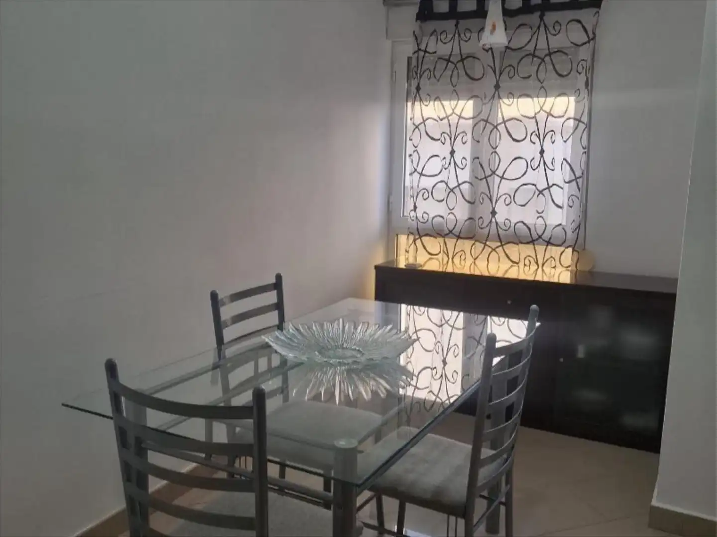 Flat for rent in Carrer Quinto Albio Horacio, 22, Centro