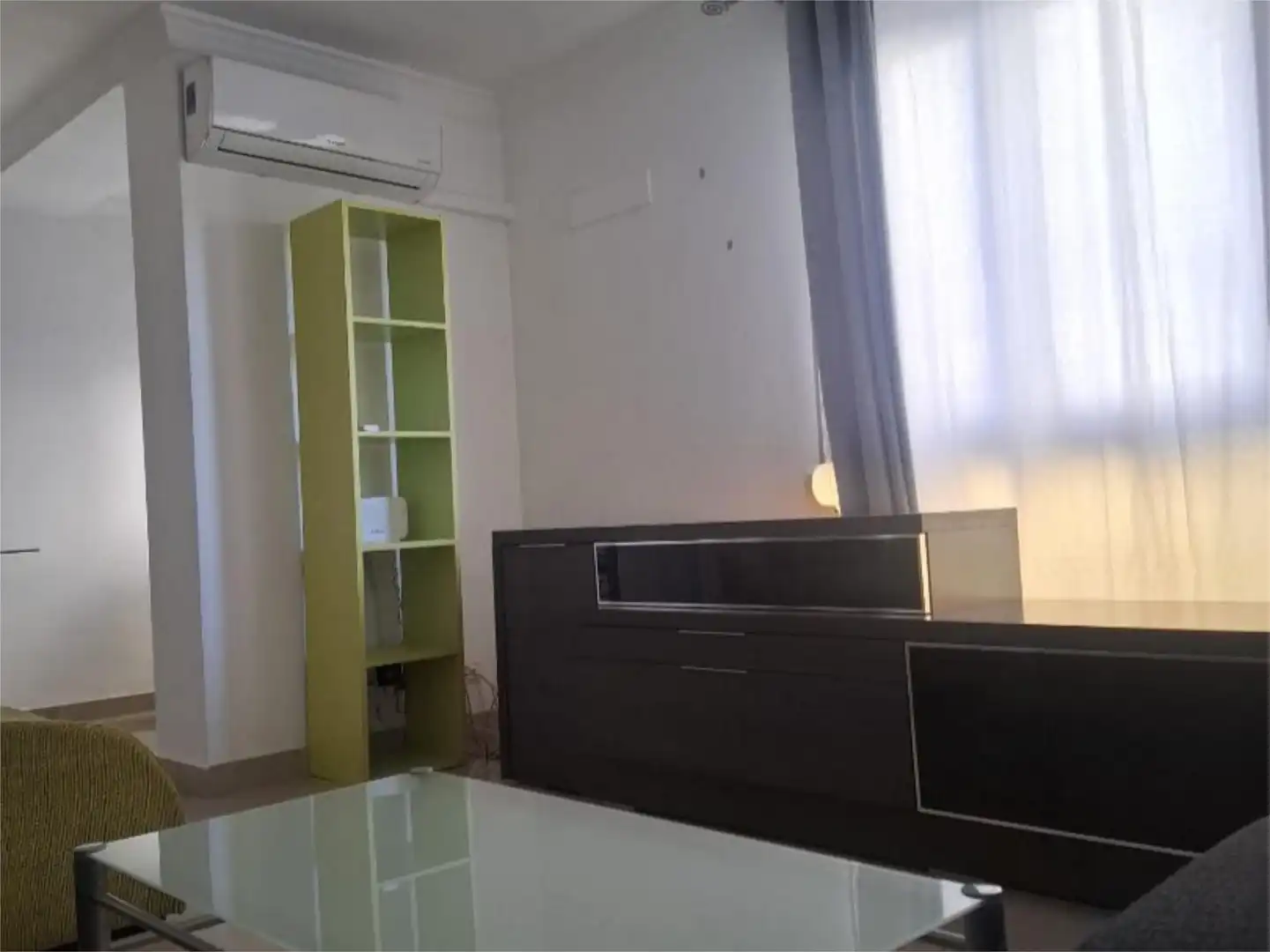 Flat for rent in Carrer Quinto Albio Horacio, 22, Centro