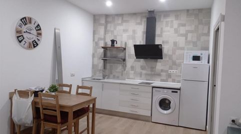 Piso de alquiler en Avenida de la Aurora, 40, Carranque - Haza Cuevas, Málaga Capital - imagen 2 Foto 2 de Piso de alquiler en Avenida de la Aurora, 40, Carranque - Haza Cuevas, Málaga Capital