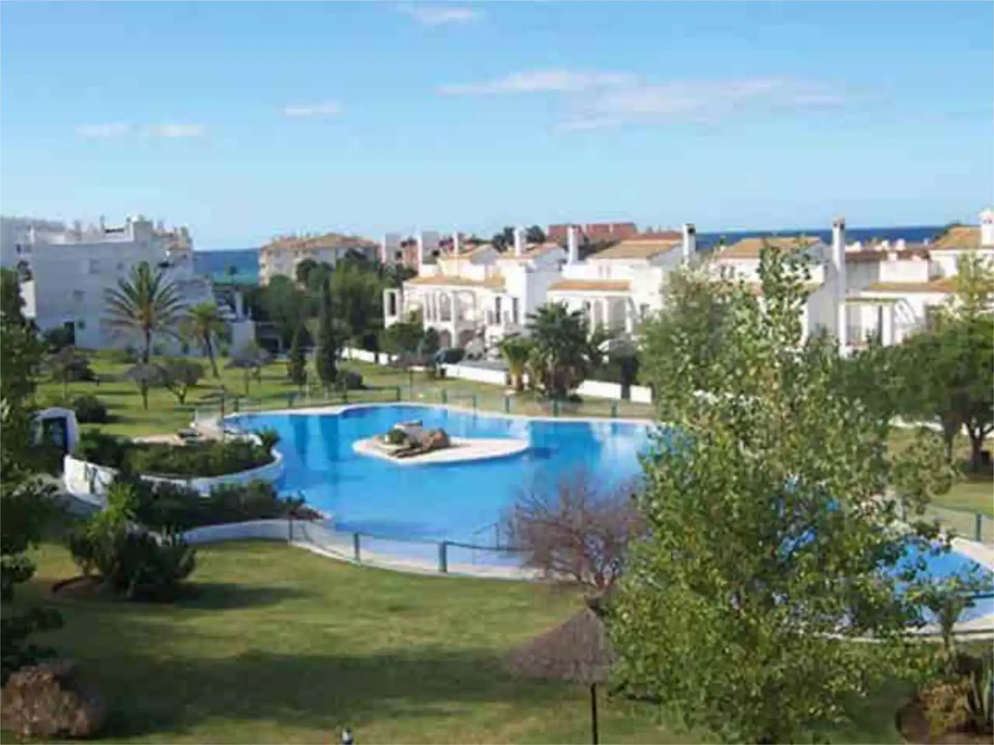 Apartamento de alquiler en Alemanes Jardín de Apartamento de alquiler en Zahara de los Atunes con Jardín privado, Terraza y Piscina