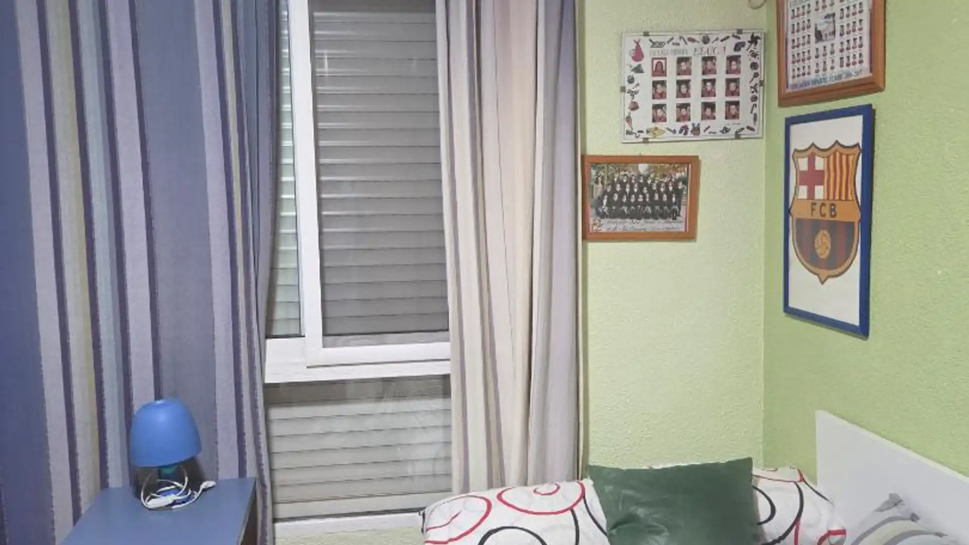 Dormitori de Pis per a compartir en  Murcia Capital amb Aire condicionat, Calefacció i Moblat