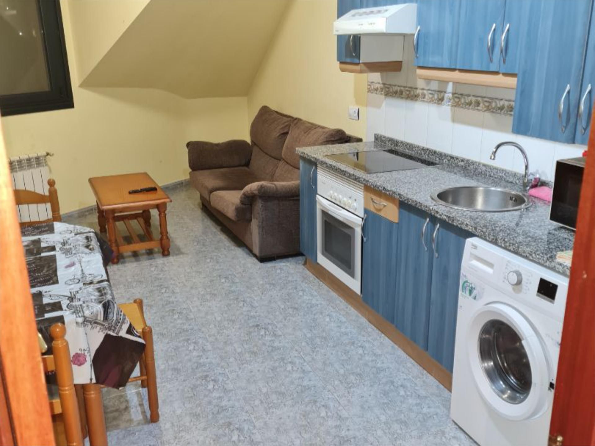 Apartments for rent in Calle Eugenia Astur, 46, Tineo