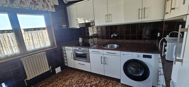 Piso en Venta en Calle Doctor Severo Ochoa, 3 en El Carbayedo - El Quirinal