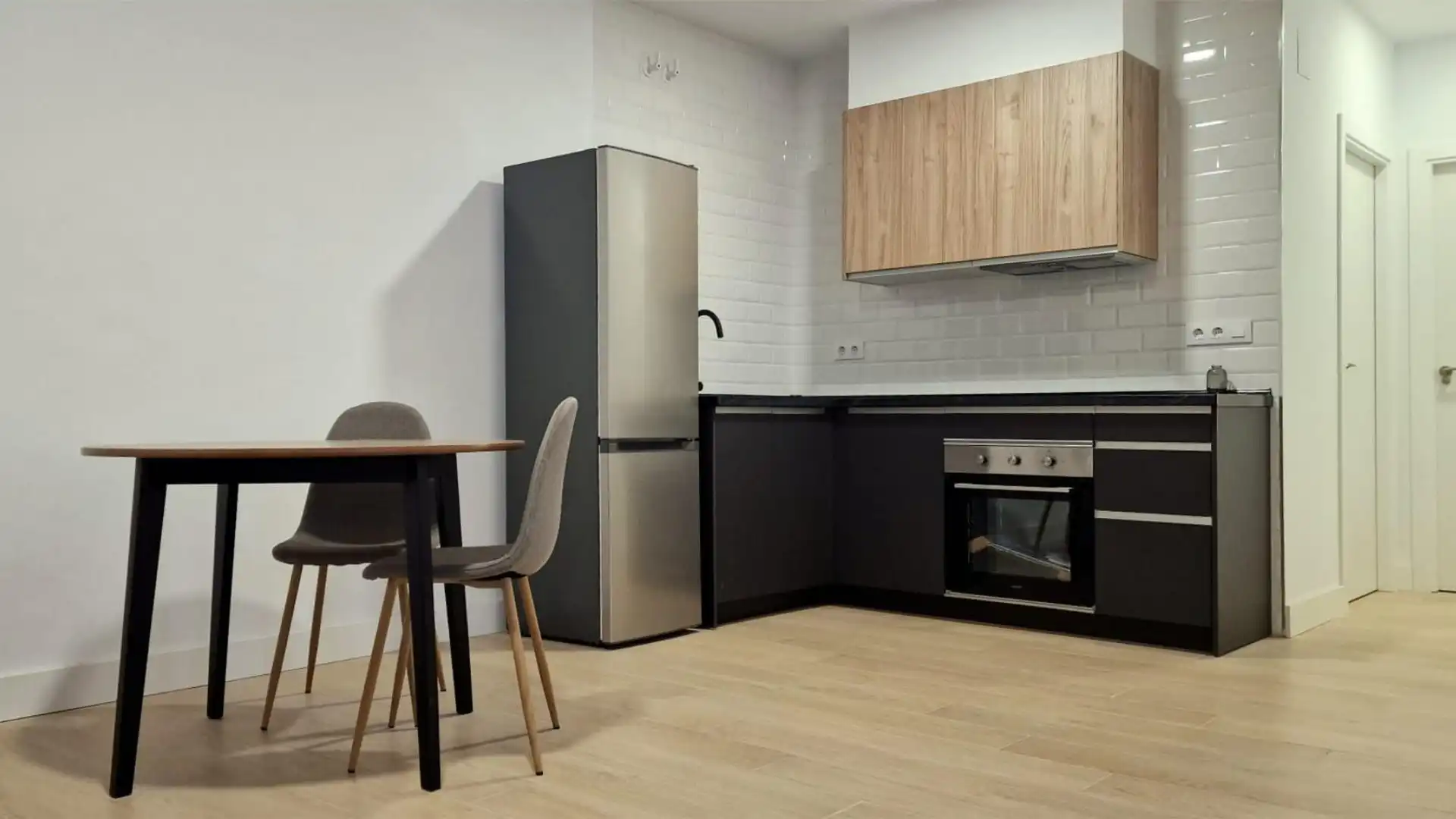 Cocina de Apartamento de alquiler en Cáceres Capital con Aire acondicionado y Amueblado