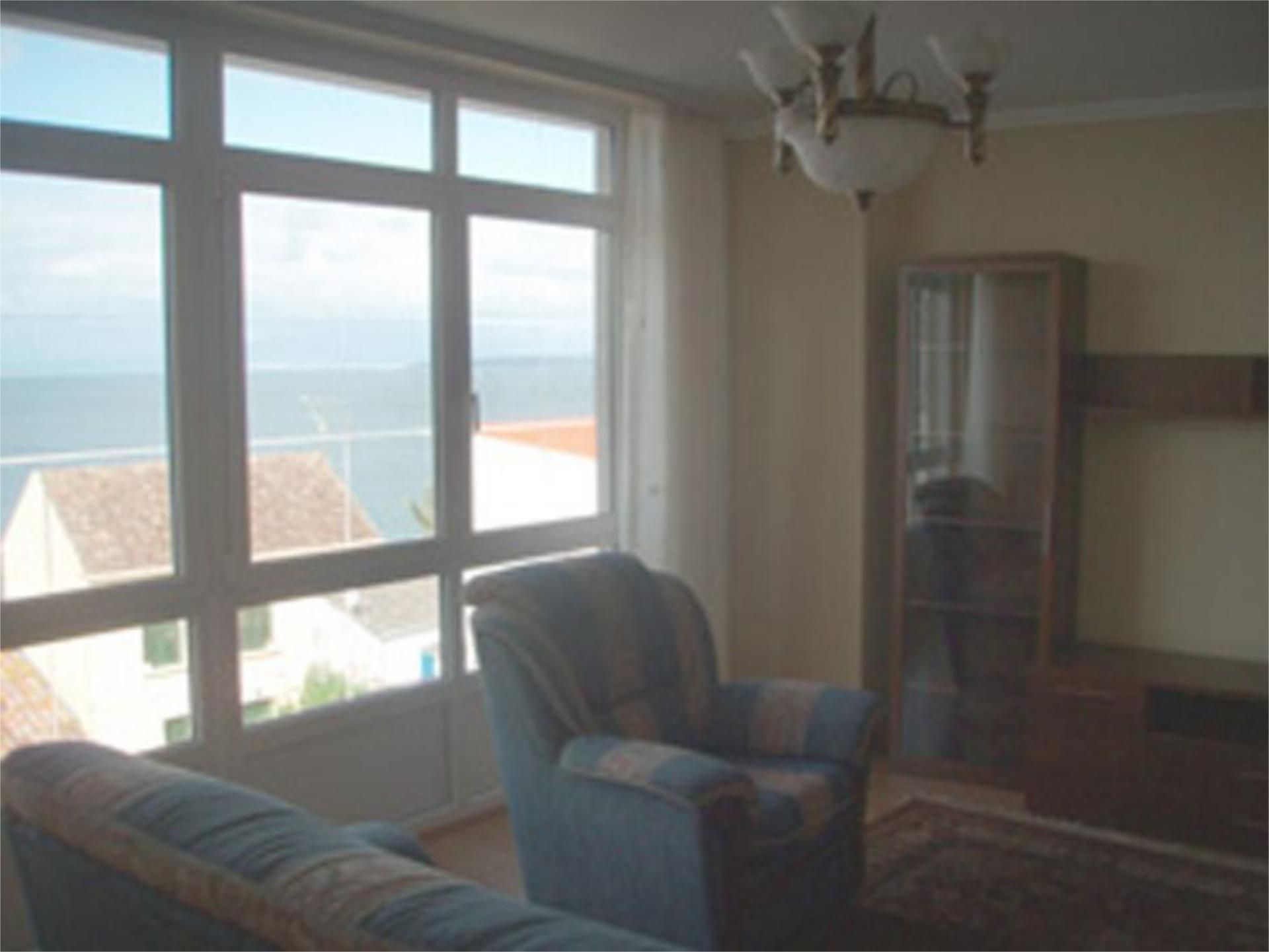 Living room of Flat for rent in Ribeira  with Heating, Furnished and Balcony