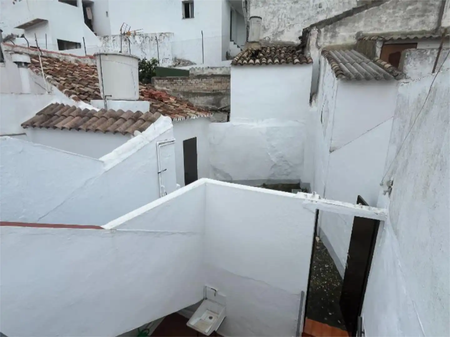 Casa adosada en venda a Calle Vieja, 32, Olvera Vista exterior de Casa adosada en venda en Olvera amb Balcó