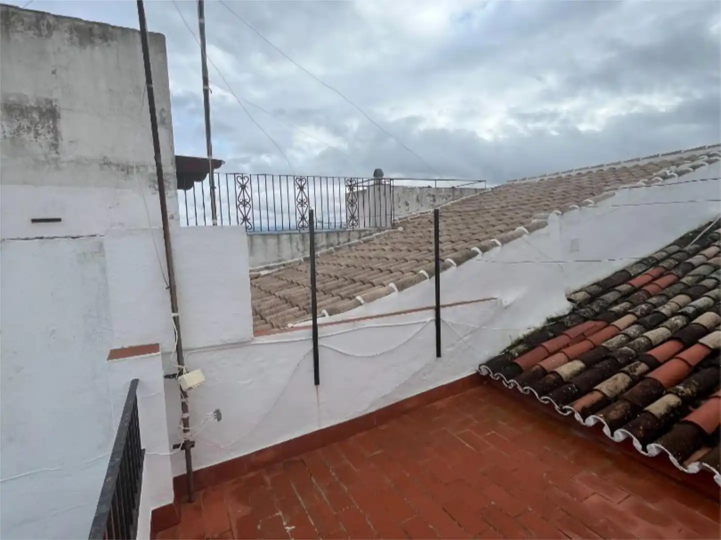 Casa adosada en venda a Calle Vieja, 32, Olvera Vista exterior de Casa adosada en venda en Olvera amb Balcó